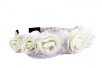 Couronne de fleurs blanches