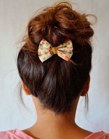 idee coiffure barrette cheveux noeud