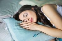 La tisane de CBD pour dormir : comment choisir la bonne ?